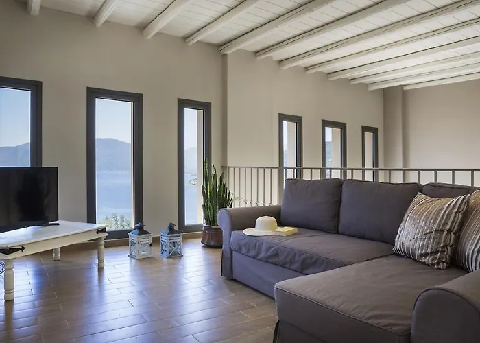 ヴィラ Thalassini