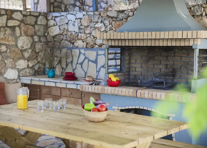 ヴィラ Thalassini Agia Efimia